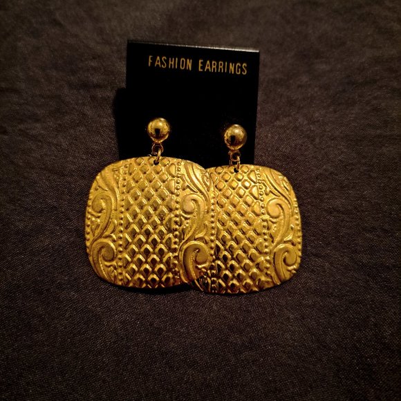 Vintage Fashion Earrings - Gold Tone - Picture 1 of 3